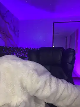 Ady 18 online show from March 11, 2026, 6:24 pm