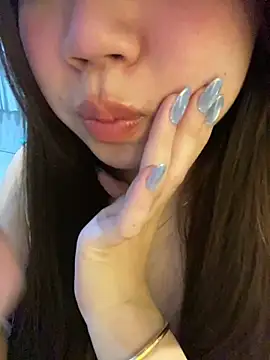 Hotellinh12 online show from February 3, 2026, 4:34 pm