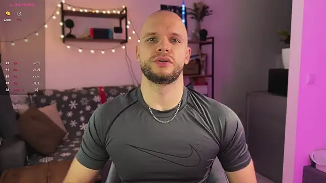 maxx alexx online show from December 24, 2024, 9:28 am