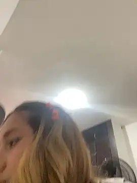 Agnescruzz online show from January 16, 2026, 8:24 pm