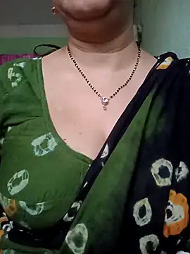 Snapshot of Rosy-B chatting on November 1, 2025, 12:50 am Rosy-B online show from November 1, 2025, 12:50 am