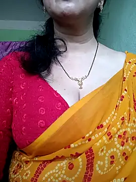 Snapshot of Rosy-B chatting on February 22, 2025, 10:18 am Rosy-B online show from February 22, 2025, 10:18 am