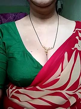 Snapshot of Rosy-B chatting on March 13, 2025, 12:48 am Rosy-B online show from March 13, 2025, 12:48 am