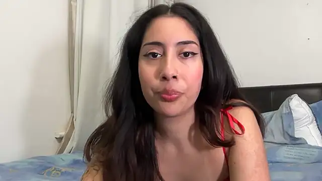 LorenaAnderson online show from December 4, 2025, 9:47 pm