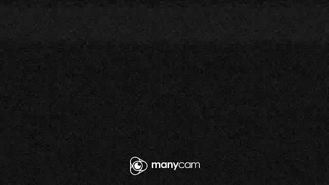 mayk18cm online show from April 14, 2026, 10:15 pm