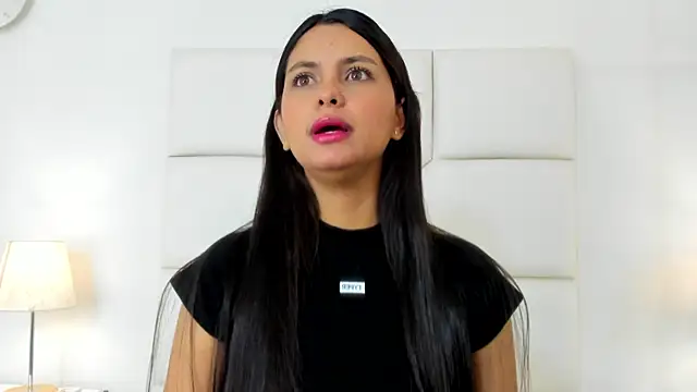 Snapshot of DulceColeman chatting on February 25, 2026, 11:21 am DulceColeman online show from February 25, 2026, 11:21 am