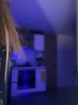 SaraFerreira online show from December 3, 2025, 1:28 am