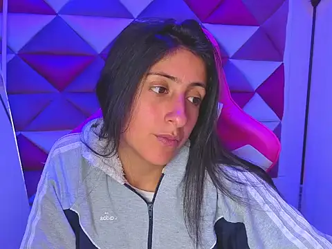 Cameron cutte online show from November 4, 2025, 8:45 pm