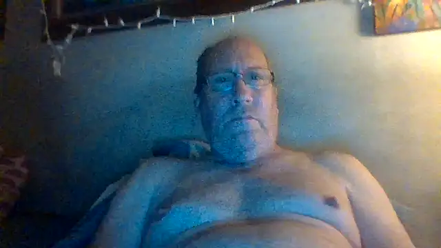 hornyrich69 online show from January 17, 2026, 5:00 am