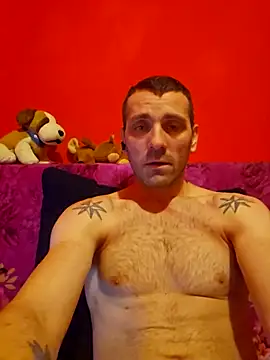 Snapshot of Aian09 chatting on February 13, 2025, 6:20 am Aian09 online show from February 13, 2025, 6:20 am