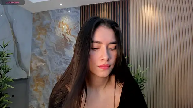 Snapshot of Emmaa_Robertss chatting on October 12, 2025, 3:13 pm Emmaa Robertss online show from October 12, 2025, 3:13 pm