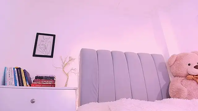 DannaHyde online show from January 17, 2026, 4:10 pm