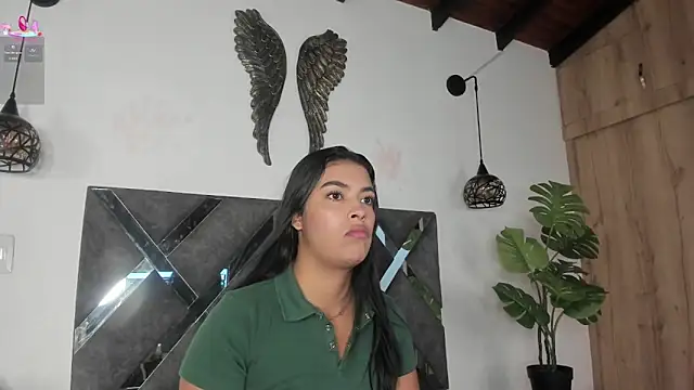 Snapshot of Bianca_zaens2 chatting on February 14, 2026, 12:05 pm Bianca zaens2 online show from February 14, 2026, 12:05 pm