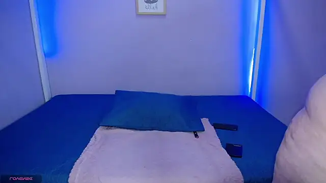 Snapshot of ari_rossee chatting on October 28, 2025, 6:29 pm ari rossee online show from October 28, 2025, 6:29 pm