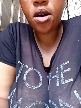 Snapshot of FreakyAngel3X chatting on January 15, 2026, 12:30 pm FreakyAngel3X online show from January 15, 2026, 12:30 pm