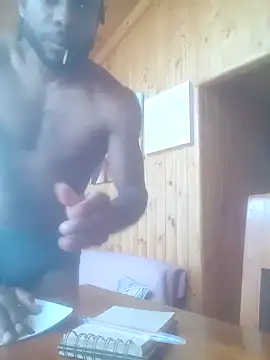 calientoboy online show from January 13, 2025, 3:26 pm