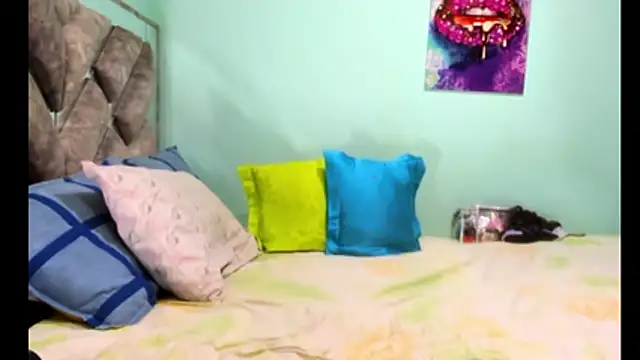 Evilmichellts1 online show from February 25, 2026, 3:45 pm