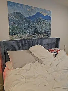 Snapshot of JeepinAround chatting on December 21, 2025, 8:53 pm JeepinAround online show from December 21, 2025, 8:53 pm