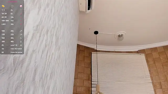 Lissalittlee online show from March 4, 2026, 7:43 pm