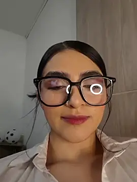Snapshot of miel_gomez chatting on July 18, 2026, 12:03 pm miel gomez online show from July 18, 2026, 12:03 pm