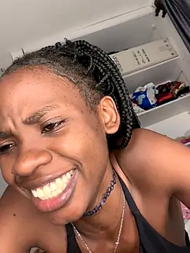 Sexyprecious01 online show from November 11, 2025, 5:41 pm