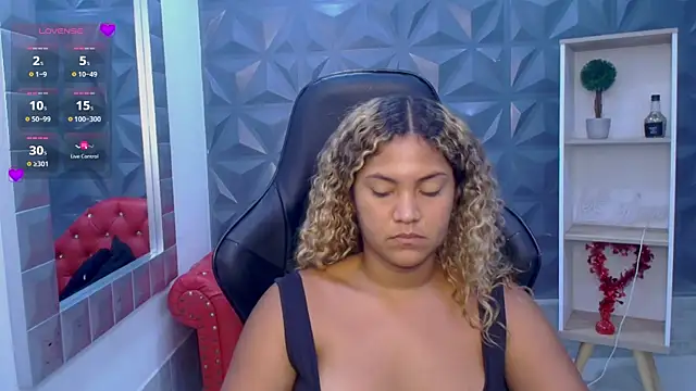 Cristal War online show from April 15, 2026, 3:34 am