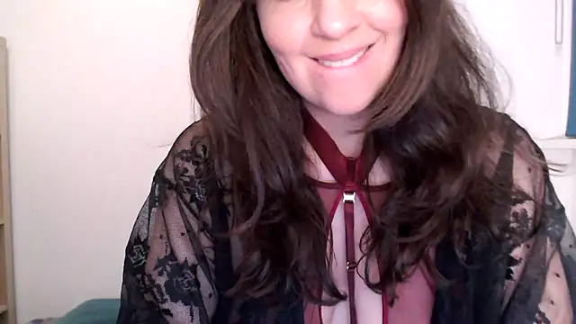 Snapshot of Ella_Next_Door chatting on February 22, 2026, 11:28 pm Ella Next Door online show from February 22, 2026, 11:28 pm