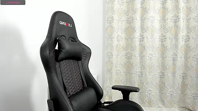 Sweet-bb online show from March 15, 2025, 9:38 pm