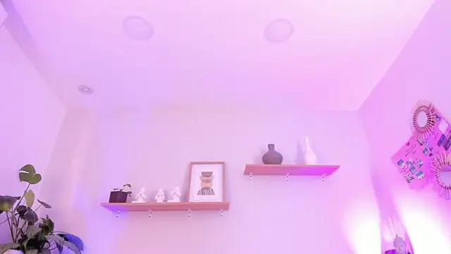  Dahiana online show from February 17, 2025, 3:25 am