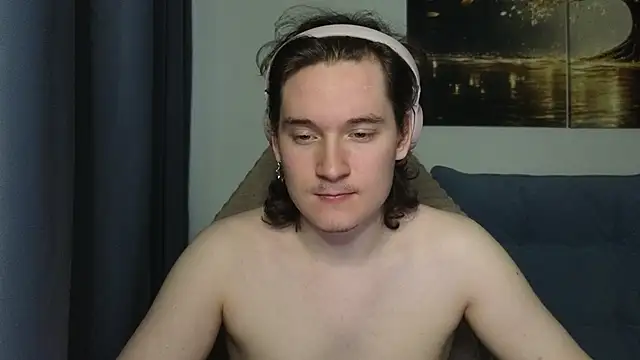 Snapshot of MoreRealAlex chatting on July 1, 2026, 4:13 am MoreRealAlex online show from July 1, 2026, 4:13 am