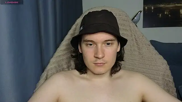Snapshot of MoreRealAlex chatting on July 11, 2026, 4:40 pm MoreRealAlex online show from July 11, 2026, 4:40 pm