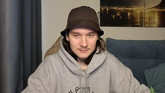 MoreRealAlex online show from May 7, 2026, 10:51 am