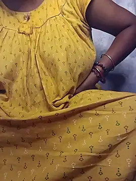 Snapshot of Ritababhi chatting on September 19, 2025, 7:29 pm Ritababhi online show from September 19, 2025, 7:29 pm