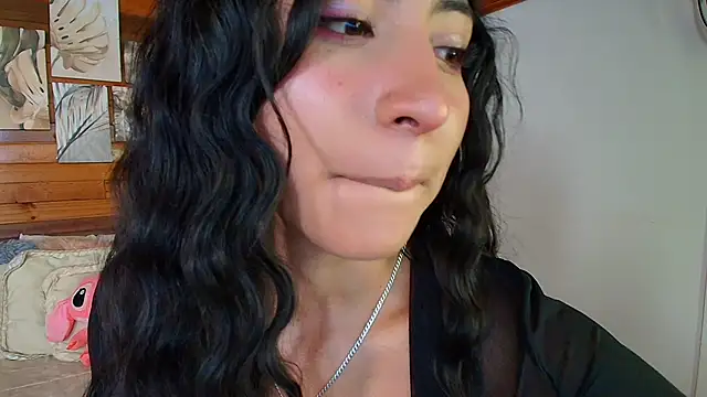 Snapshot of amber_curly chatting on February 11, 2026, 7:47 pm amber curly online show from February 11, 2026, 7:47 pm