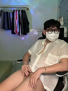 Snapshot of MinhTuanLive chatting on March 17, 2025, 8:51 am MinhTuanLive online show from March 17, 2025, 8:51 am