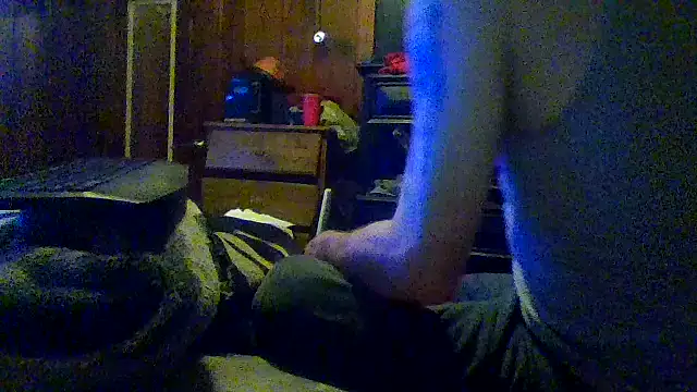 Snapshot of ryan100craige chatting on May 1, 2026, 1:54 am ryan100craige online show from May 1, 2026, 1:54 am