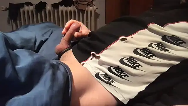 Geilerjung69 online show from February 6, 2025, 5:03 am