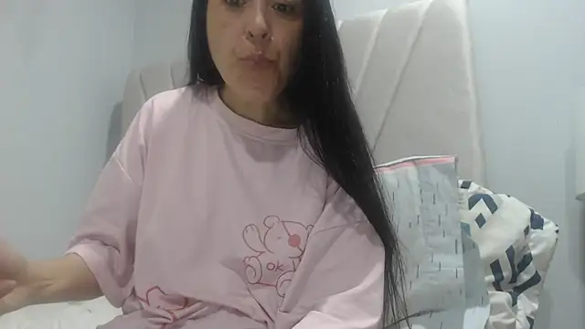 Snapshot of naughthyany16 chatting on February 8, 2026, 10:13 am naughthyany16 online show from February 8, 2026, 10:13 am