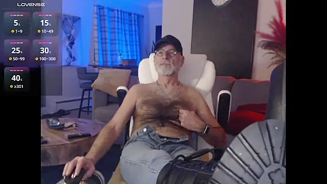 Towndude123 online show from January 12, 2025, 7:00 am