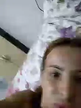 BrendaBittencourt online show from December 2, 2024, 5:32 am