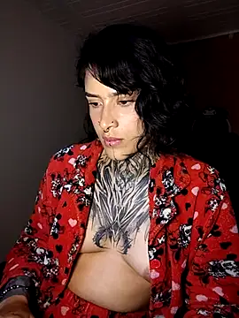 Snapshot of taaylor33 chatting on March 4, 2025, 5:32 am taaylor33 online show from March 4, 2025, 5:32 am