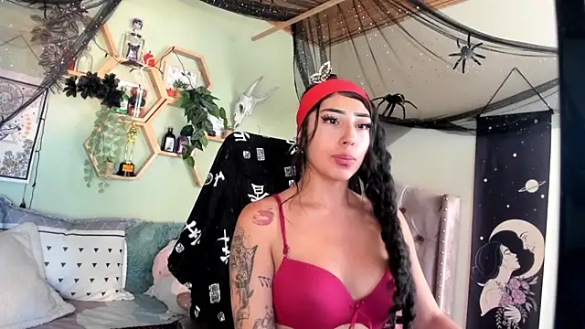 SheryLee online show from October 15, 2025, 10:07 pm