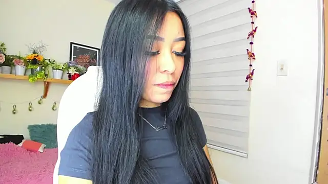 Starliee   online show from January 23, 2025, 11:47 pm