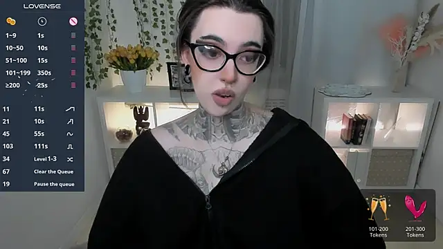 Dixi Pixi  online show from May 23, 2026, 5:39 am