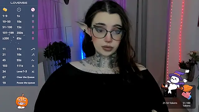 Dixi Pixi  online show from November 9, 2025, 5:44 am