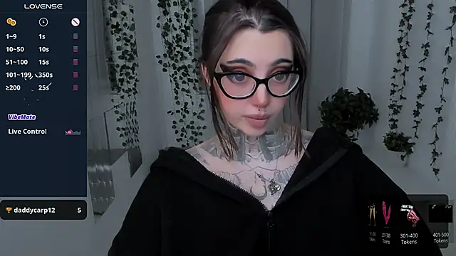 Dixi Pixi  online show from April 3, 2026, 6:42 am