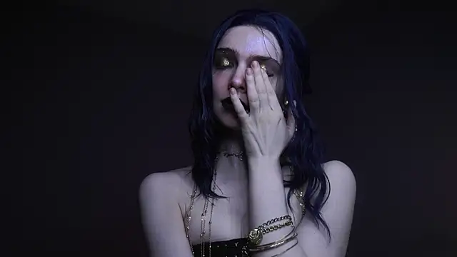 ginger hugs online show from April 13, 2026, 10:14 pm