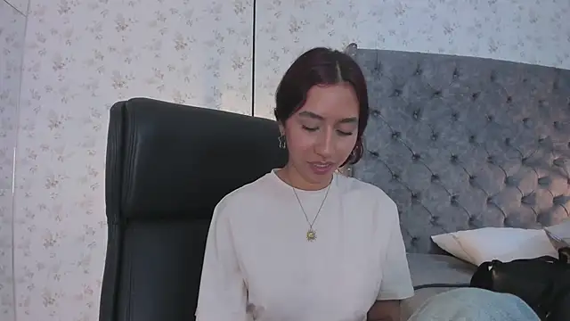 MissSussy online show from May 13, 2026, 3:24 am