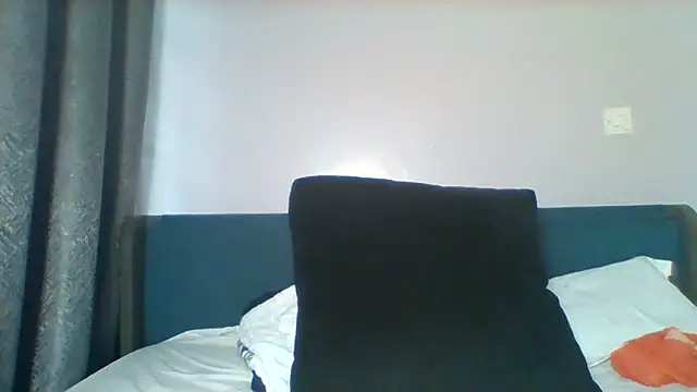 curvy natallie online show from May 24, 2026, 1:55 pm