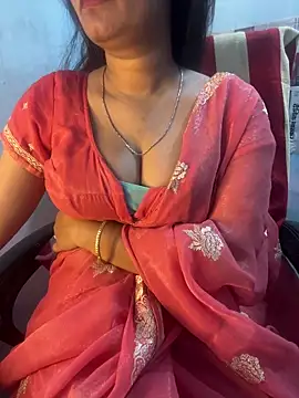 Spicy sari girl online show from May 15, 2026, 1:58 am